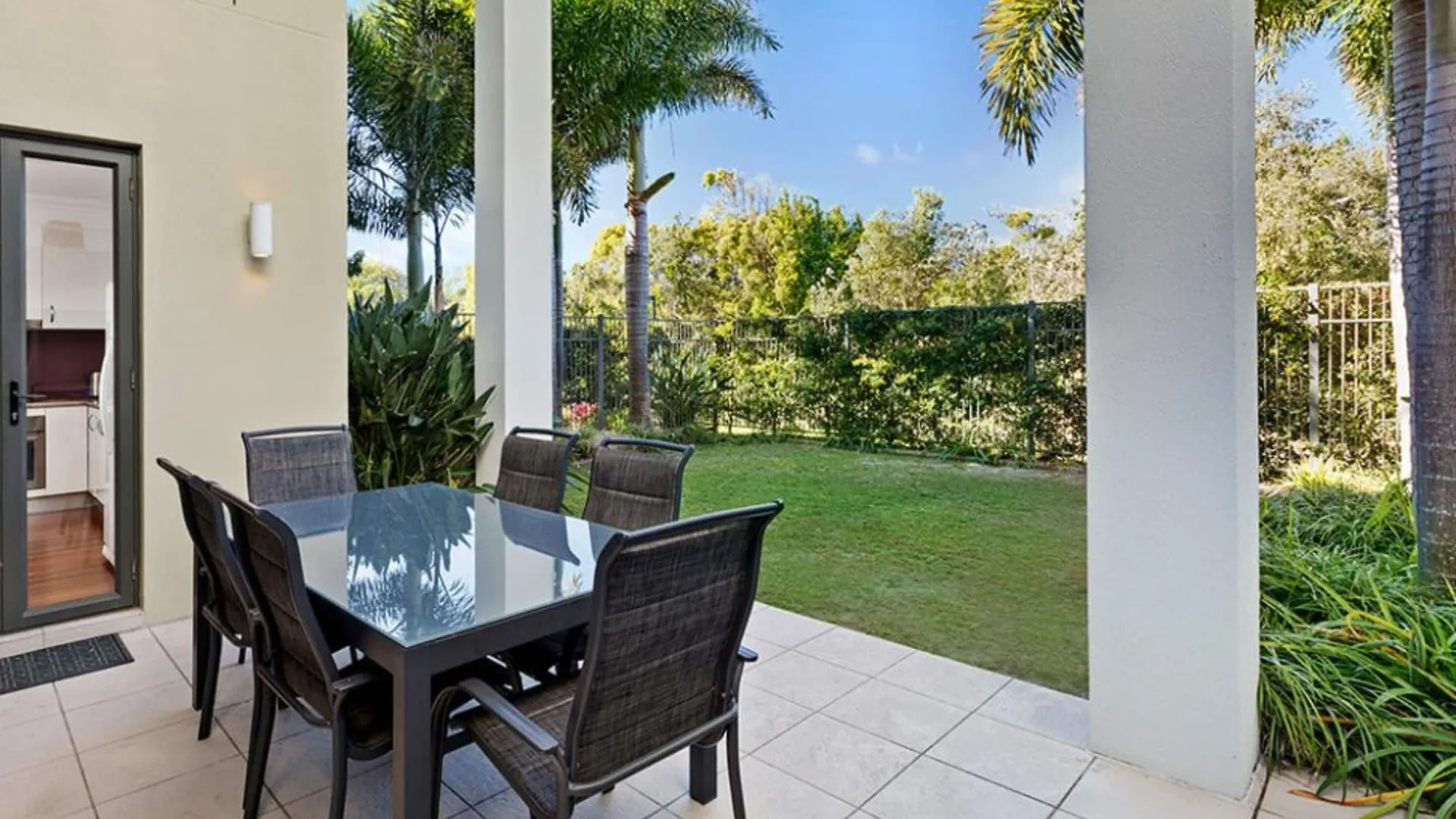 ****  Sand Dunes Resort Accommodation Marcoola Australia